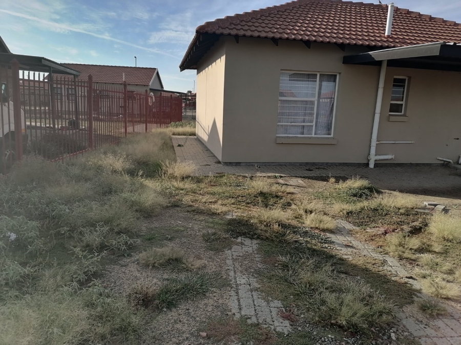 2 Bedroom Property for Sale in Hillside View Free State